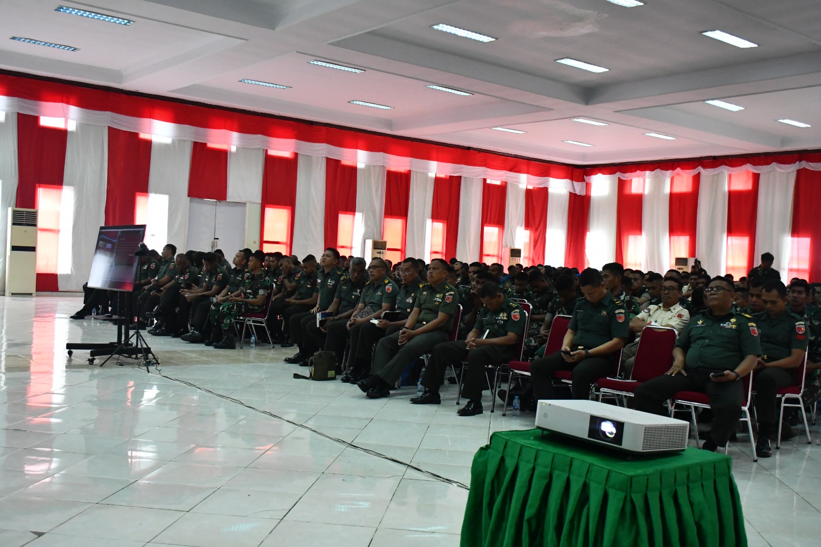 Prajurit Kodam Pattimura Ikuti Literasi Digital Sektor Pemerintahan