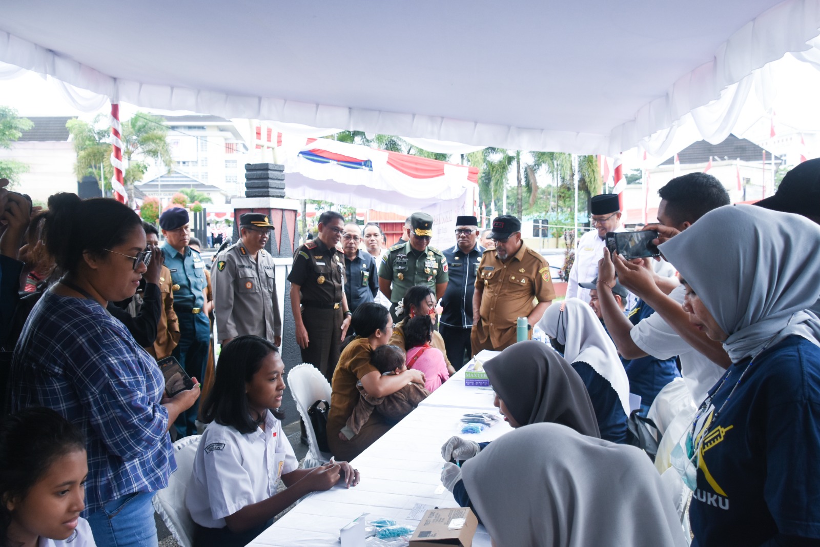 Sambut HUT Provinsi Maluku, Kasdam Pattimura Ikuti Pergelaran Baksos
