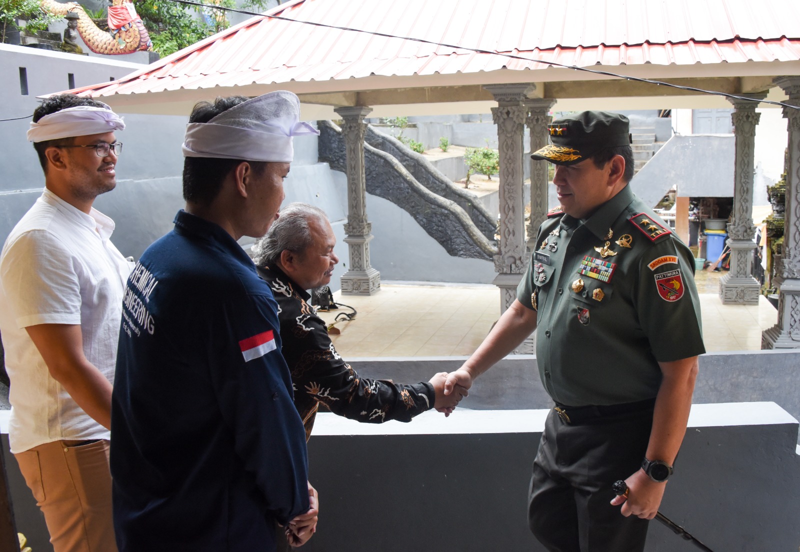 Kunjungi PHDI Maluku, Pangdam Pattimura Minta Rawat Keberagaman