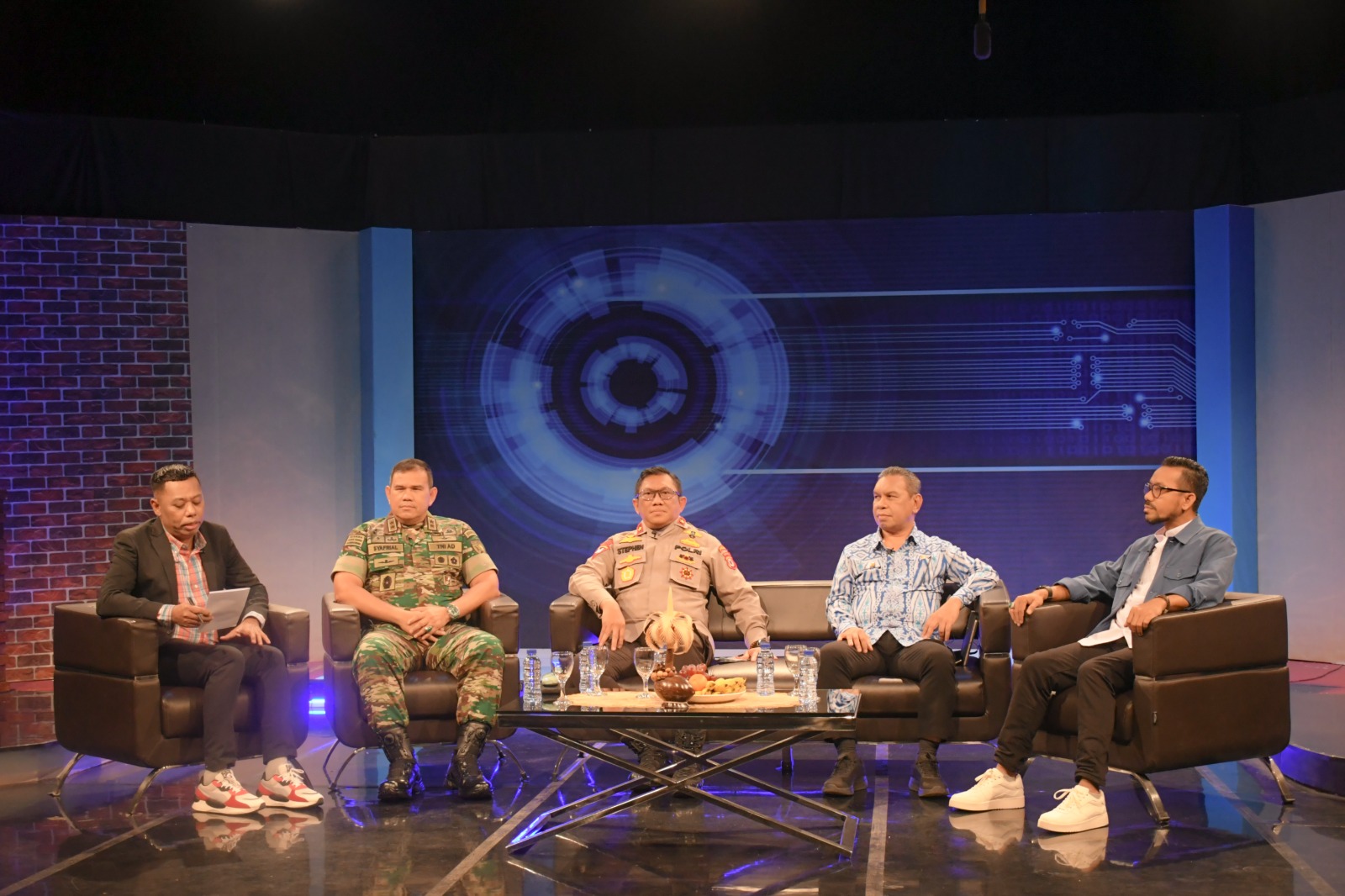 Pangdam Pattimura Gaungkan Pemilu Damai Melalui Program "Basudara Pattimura"