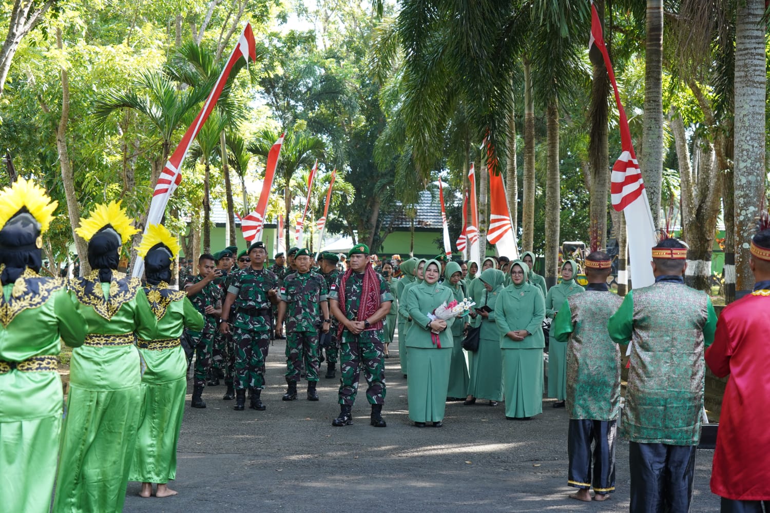 Pangdam Pattimura Sambangi Yonif 732 dan Kodim Tidore