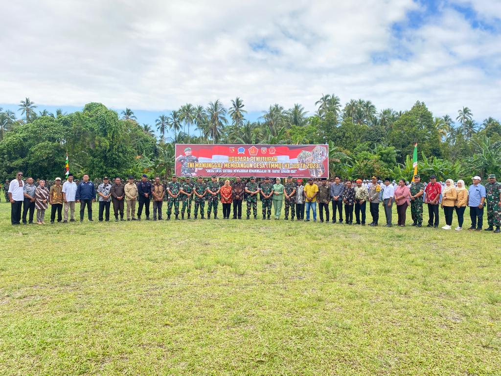Kasdam Pattimura Tutup TMMD Ke-118 Kodim 1502/Masohi
