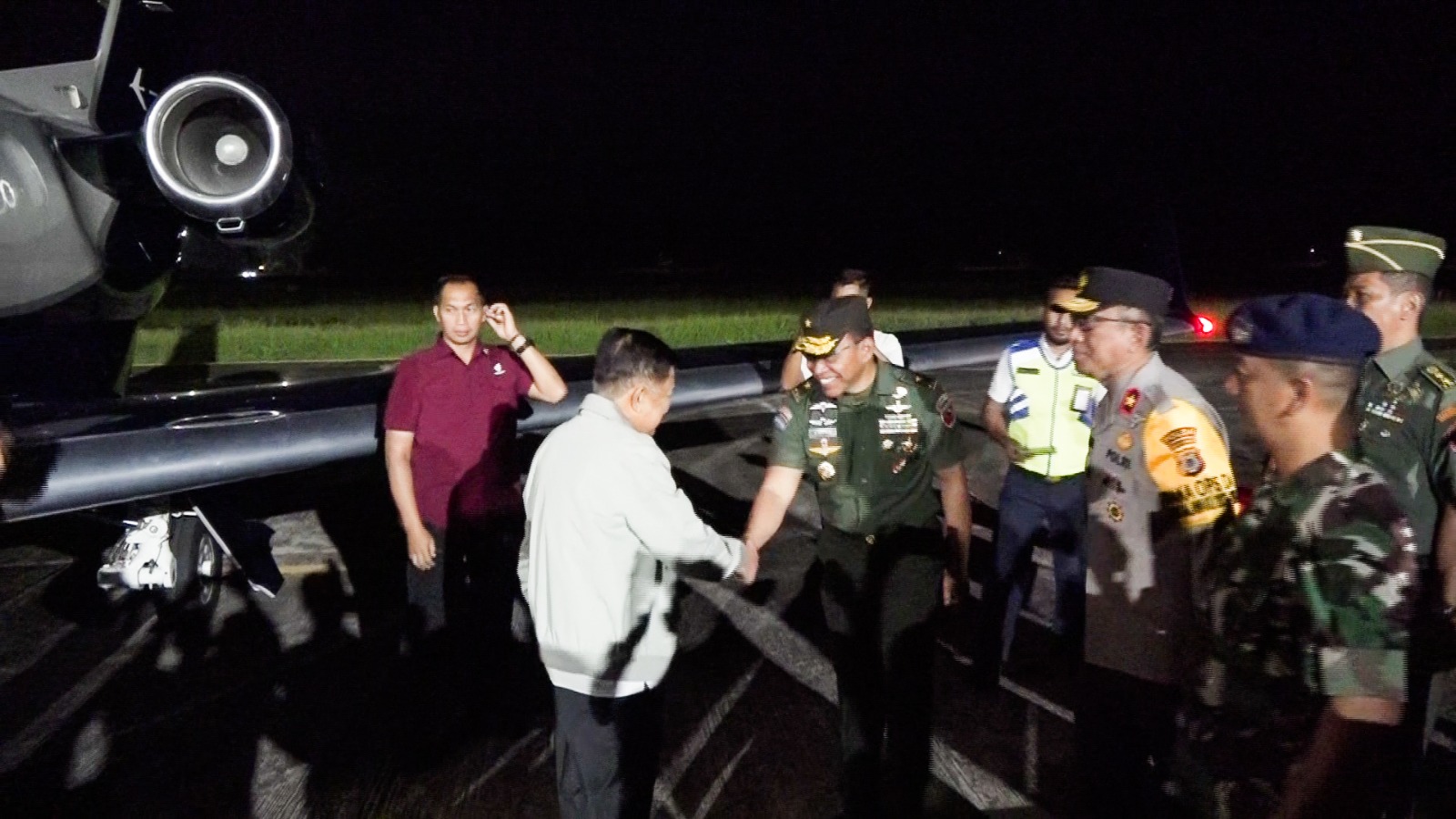 Kasdam Pattimura Dampingi Mantan Wapres Kunjungi Ambon