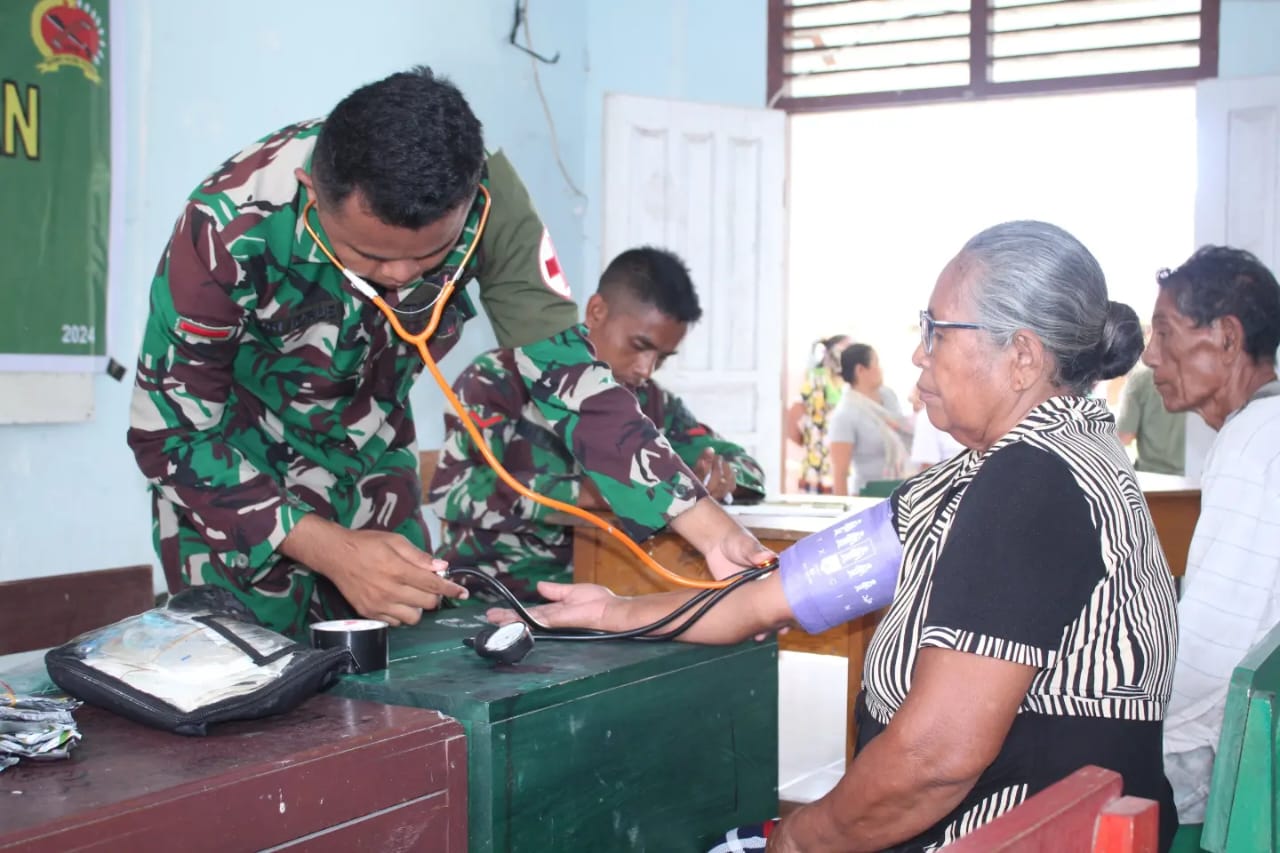 Satgas TMMD Ke-119 Kodim 1505 Tidore, Berikan Layanan Kesehatan Bagi Masyarakat