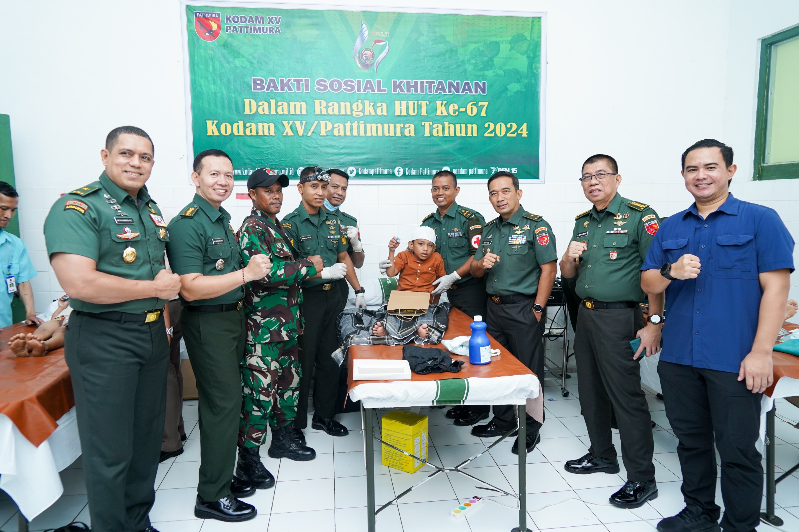 Semarakkan HUT Ke- 67 Kodam XV/Pattimura Gelar Baksos Kesehatan