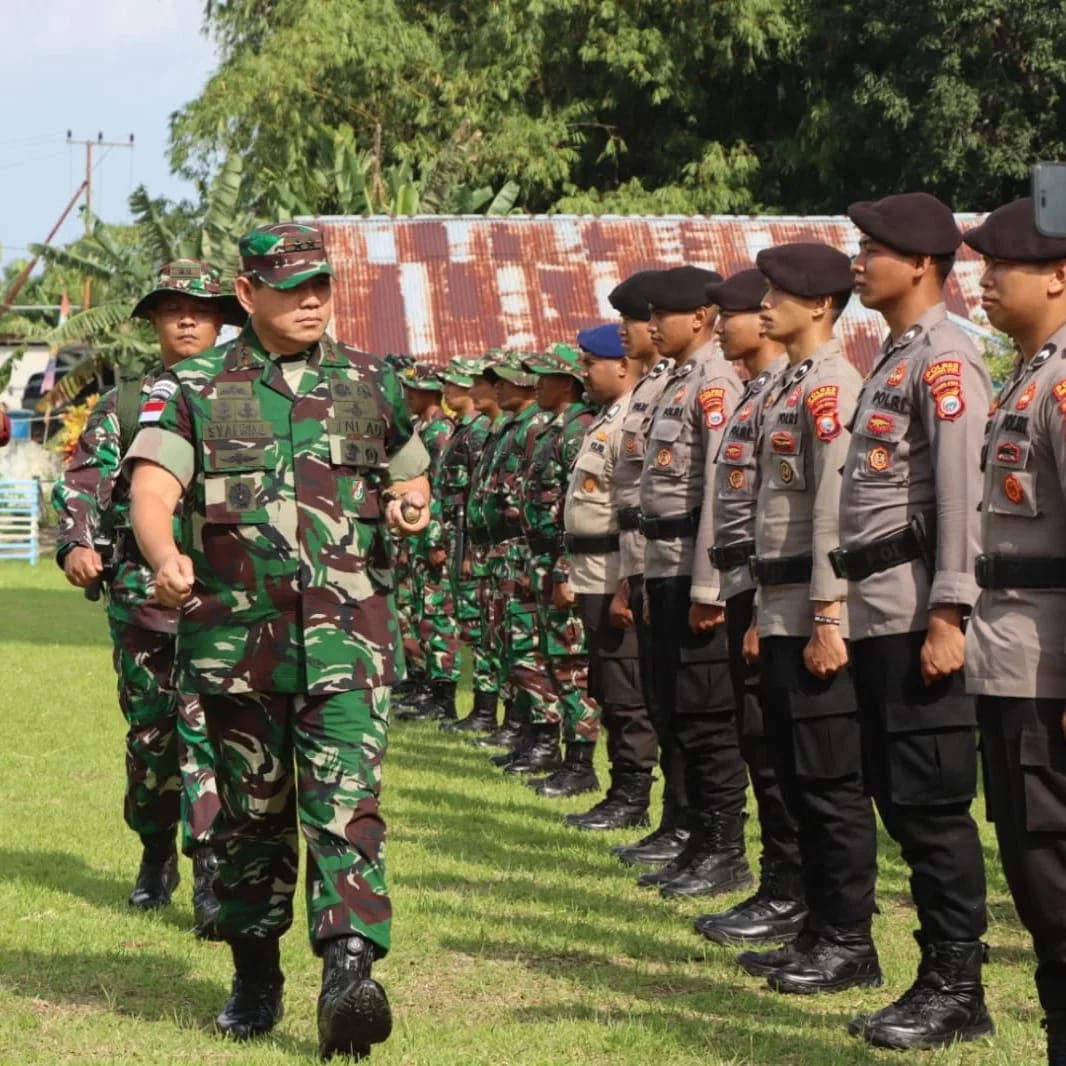 Tutup TMMD ke-120, Ini Pesan Pangdam Pattimura