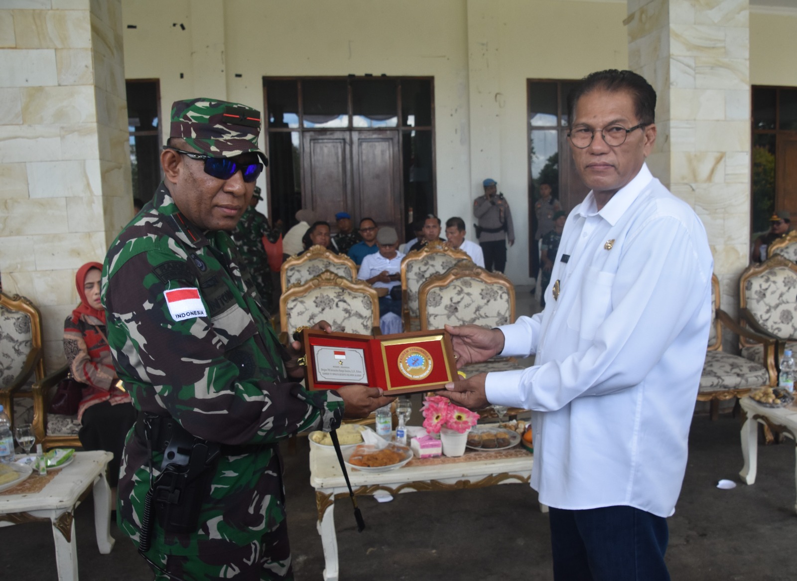 Danrem 151/Binaiya Resmi Tutup TMMD Ke 120 Di Kabupaten Buru