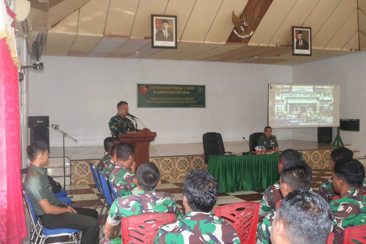 Kumdam Pattimura Gelar Penyuluhan Hukum di Kodim Tual dan Yonif 735