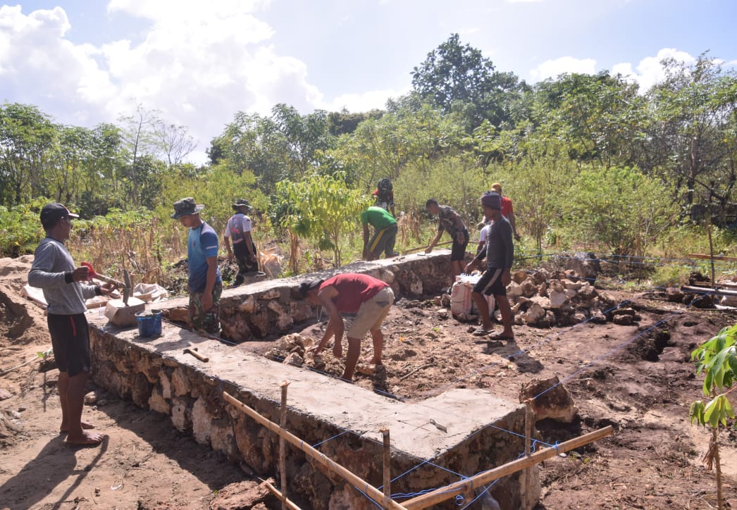Dukung Program KASAD, Satgas TMMD Ke-121 Bangun Bak Air Bersih Untuk Masyarakat
