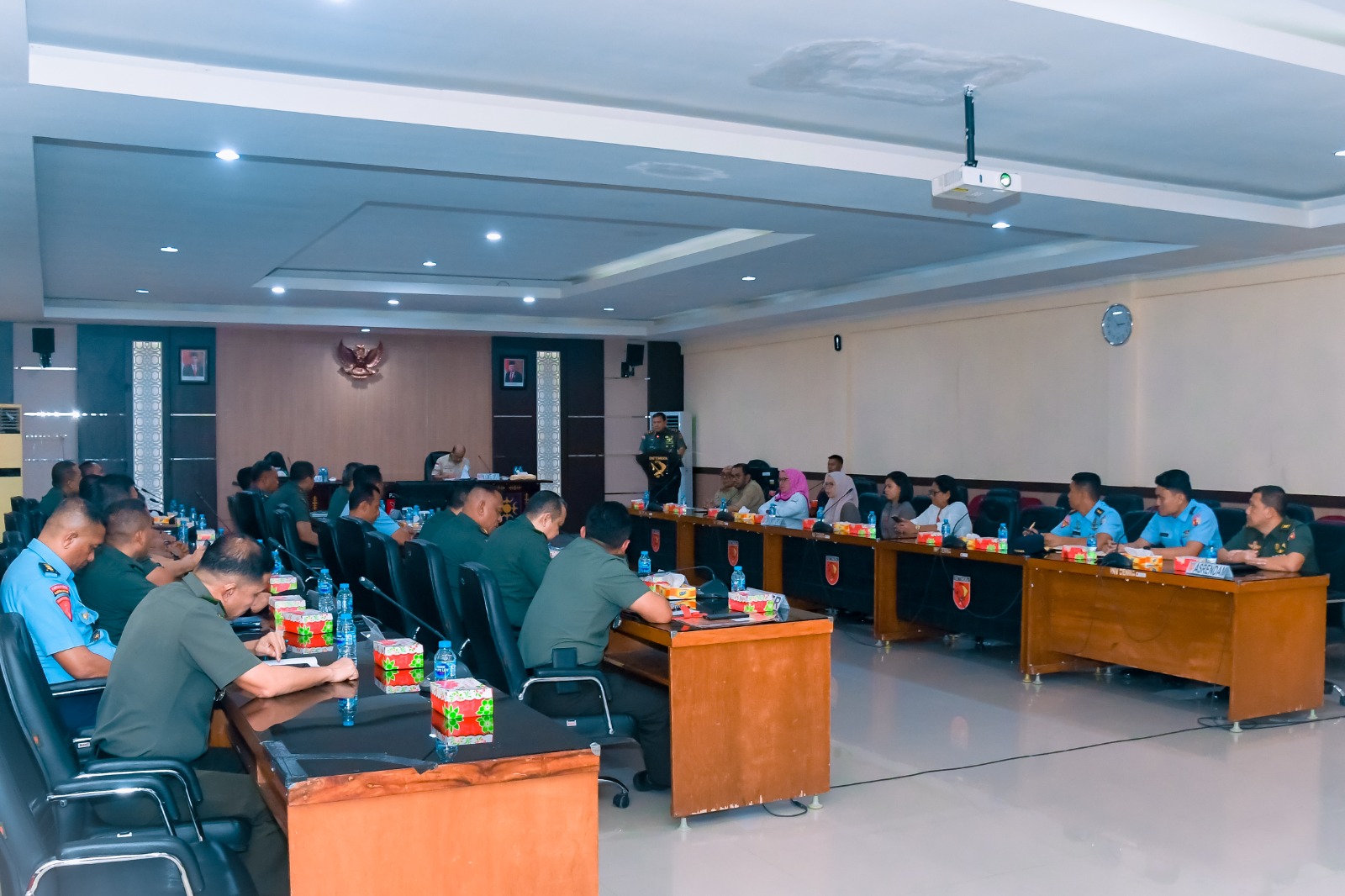 Pangdam Pattimura Ikuti Diskusi Dengan Komite 1 DPD RI