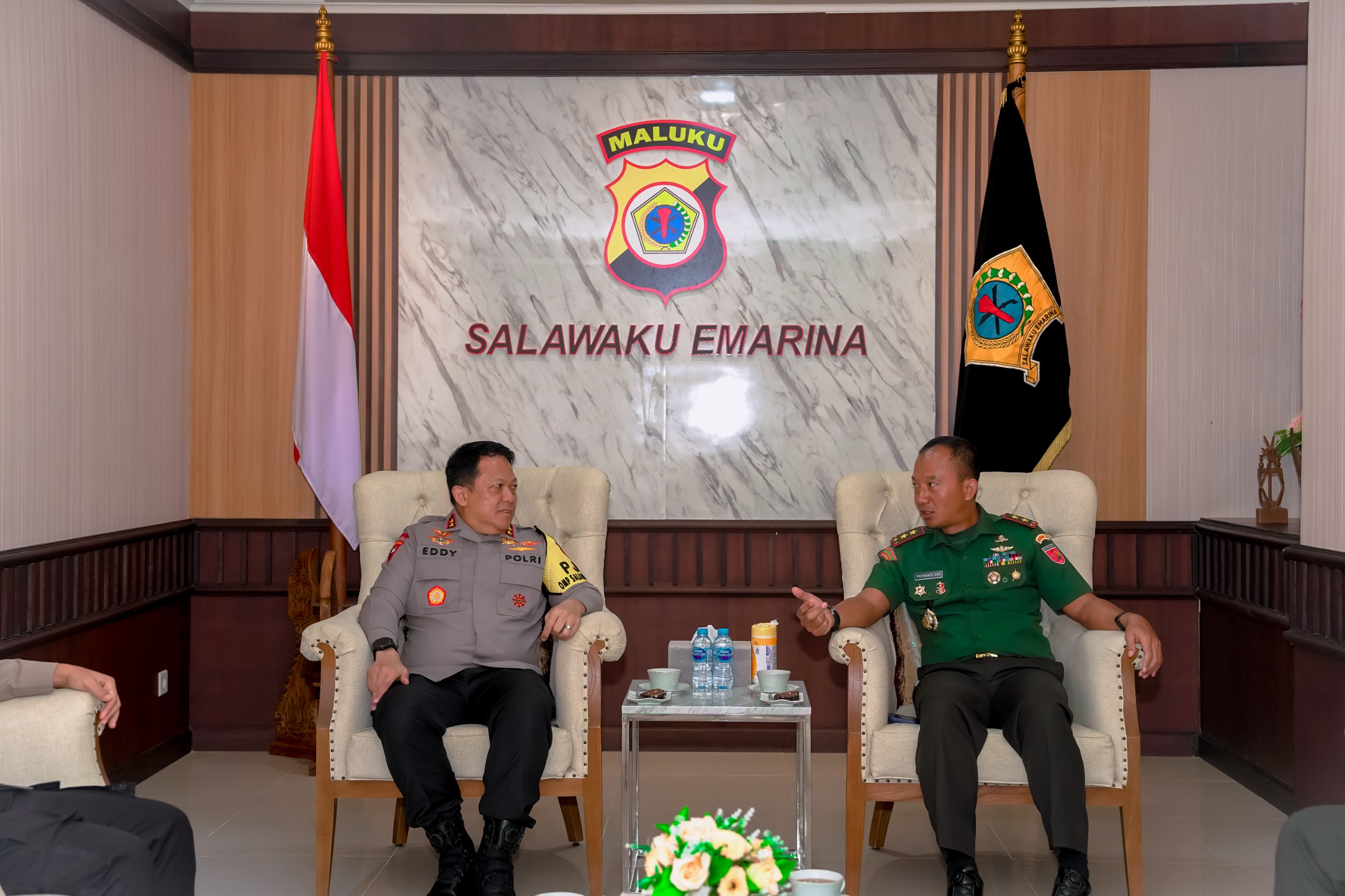 Jalin Sinergitas, Pangdam Pattimura Kunjungi Kapolda Maluku