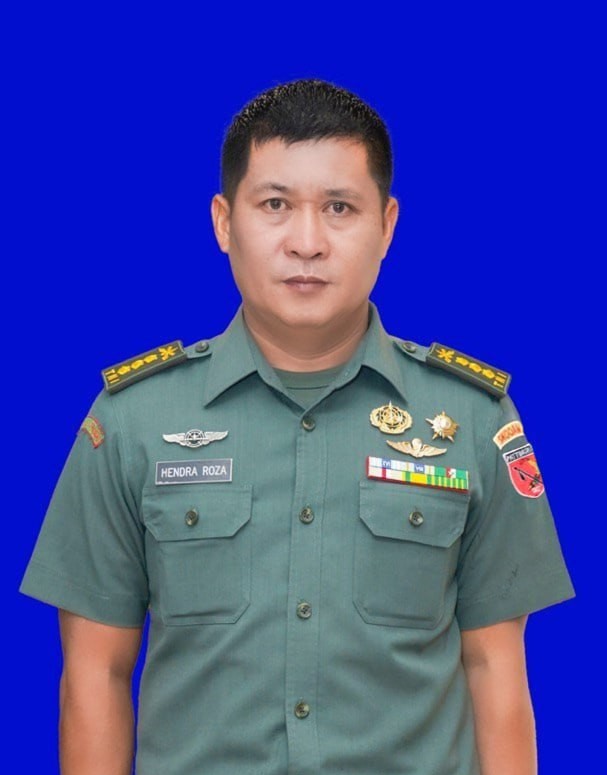 Aspers Kasdam XV/Pattimura (Kolonel Arh Hendra Rosa, S.I.P.)