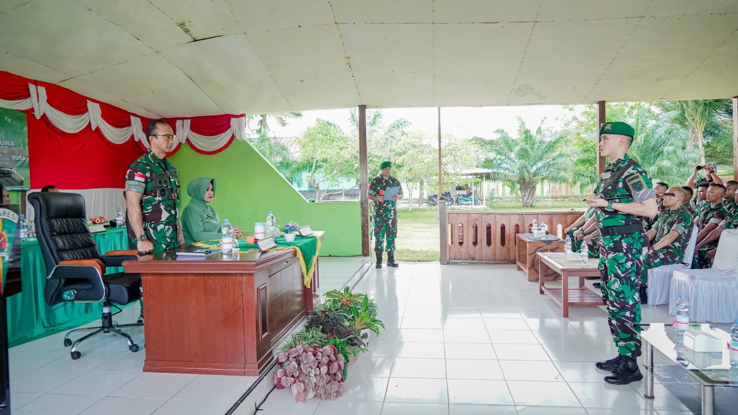 Pangdam XV/Pattimura Kunjungi Kompi Senapan A Yonif 731/Kabaresi di Seram Bagian Timur